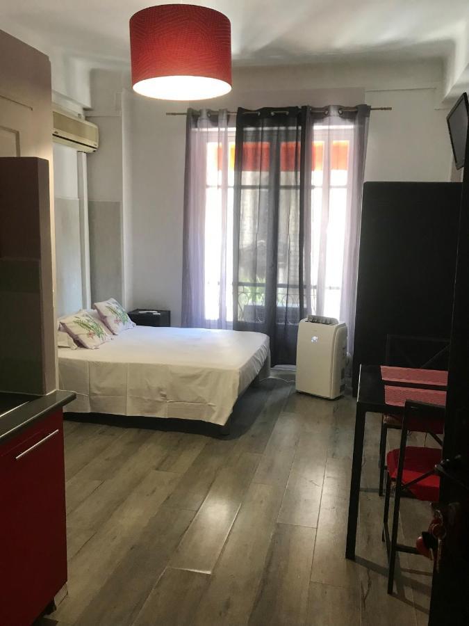 Azur 2* Nizza